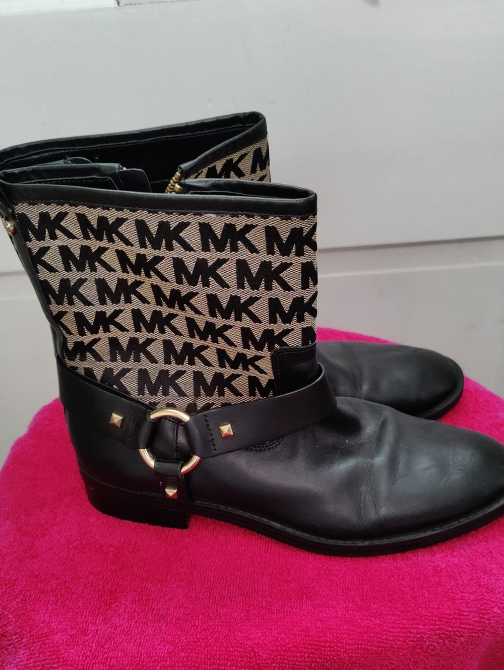 Michael Kors Black Leather & Beige MK Logo Ankle Boots